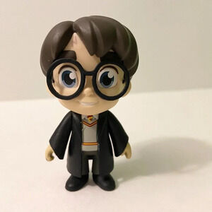 2018  Harry Potter Funko Pop Figure 5 Star Harry in Robe 3 Inch Tall Vinyl Toy